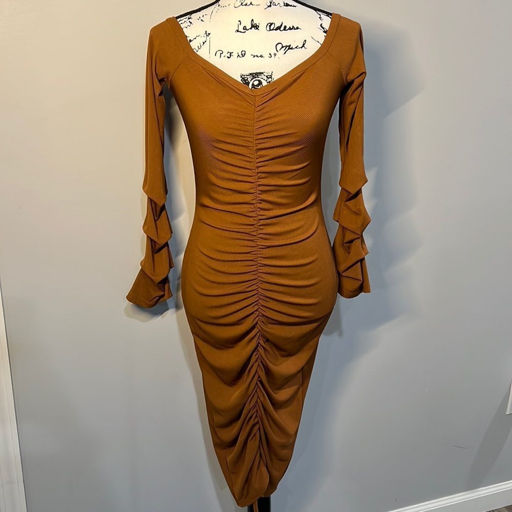 Blush Mark Off the Shoulder Midi Dress